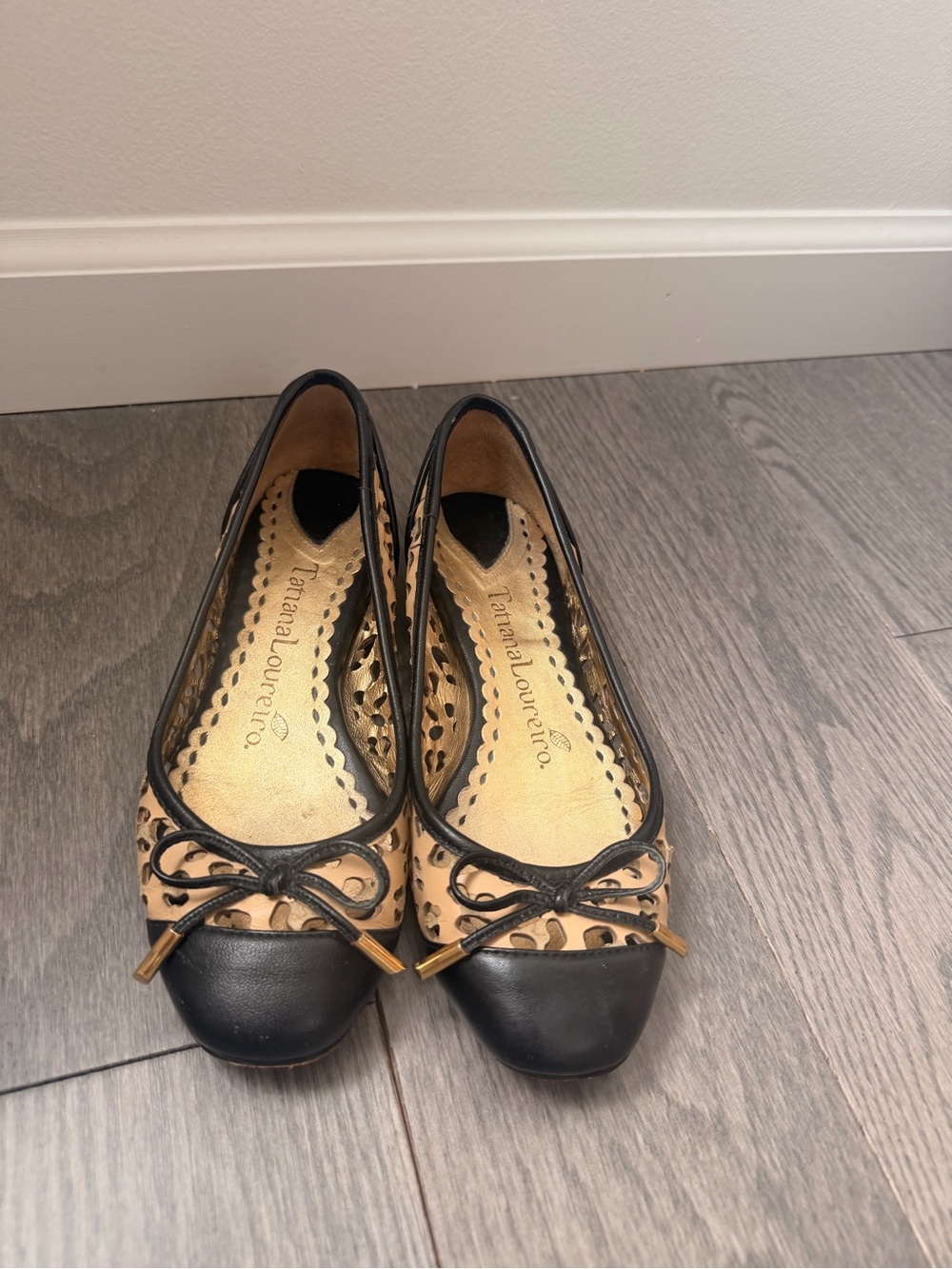 Famous Brazilian Shoe Designer - Black and Nude Cutout Ballet Flats - Picture 2 of 7